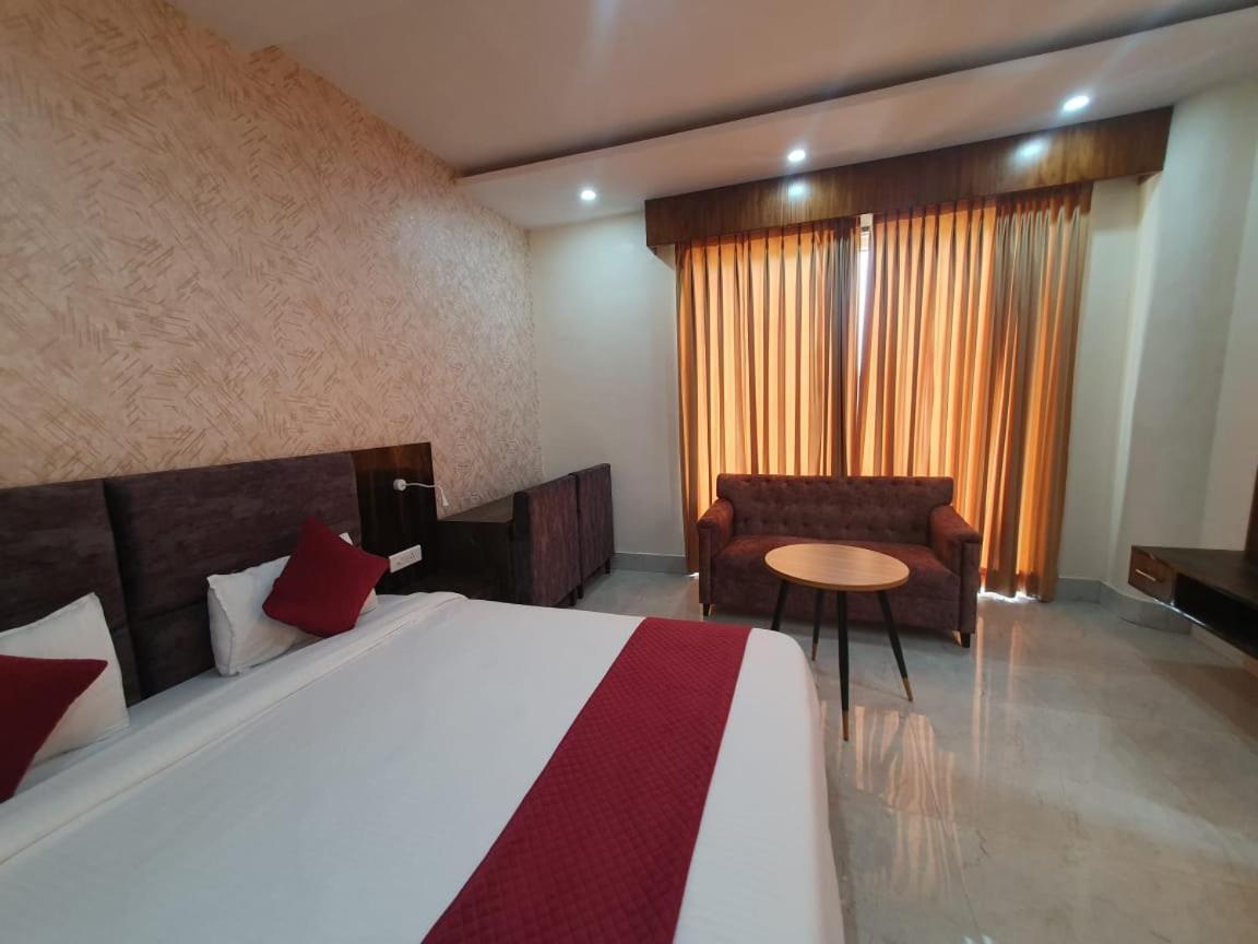 Akash Hotel Managed By Jk Hotels & Resorts Kathua Exteriér fotografie