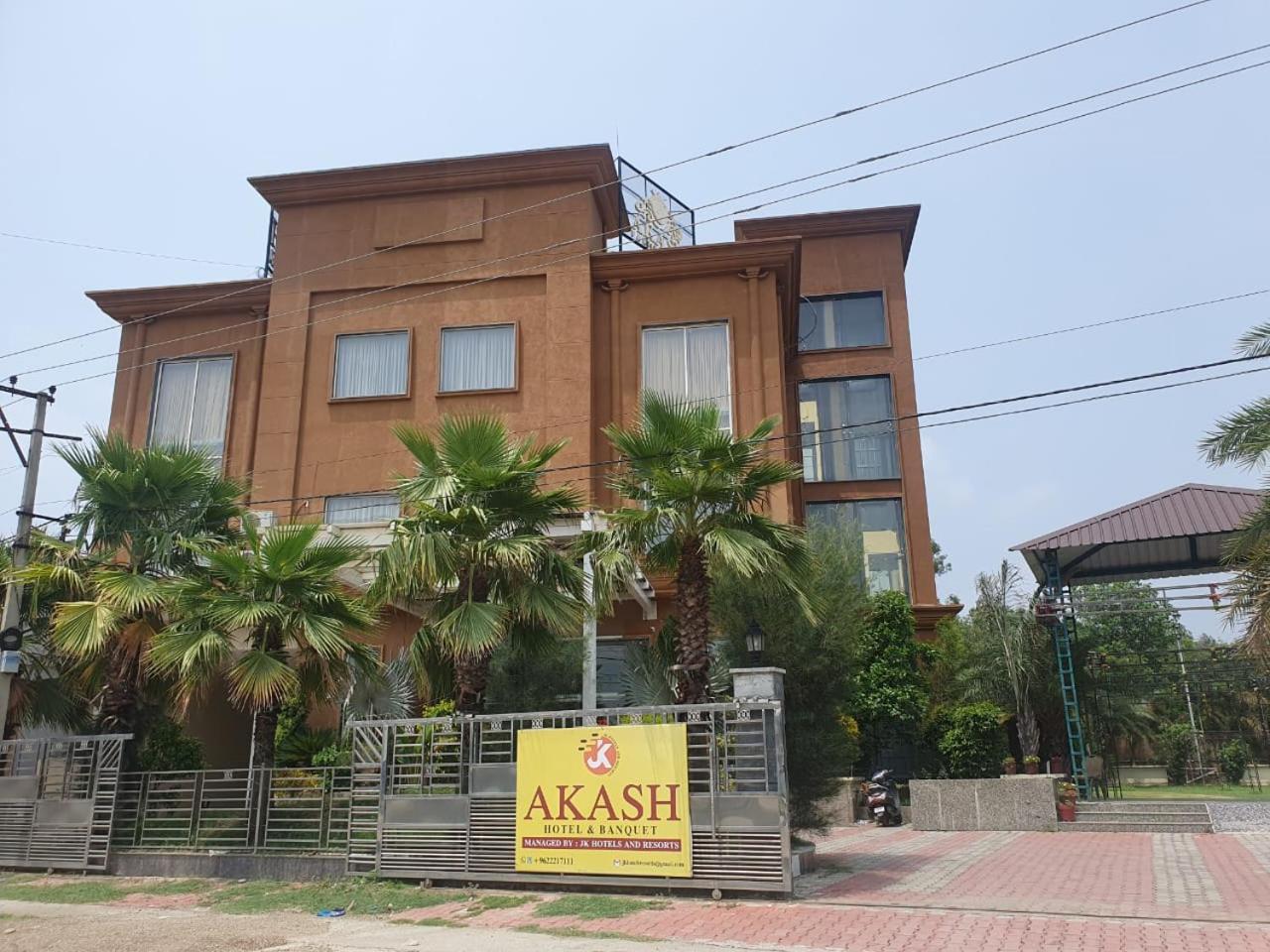 Akash Hotel Managed By Jk Hotels & Resorts Kathua Exteriér fotografie